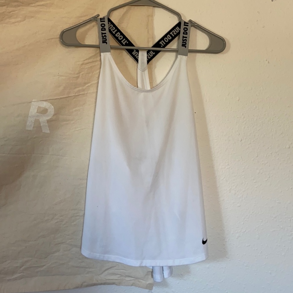nike workout tank